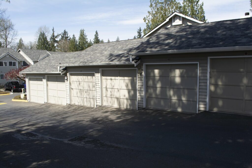 Landis Pointe Olympic MultiFamily Management