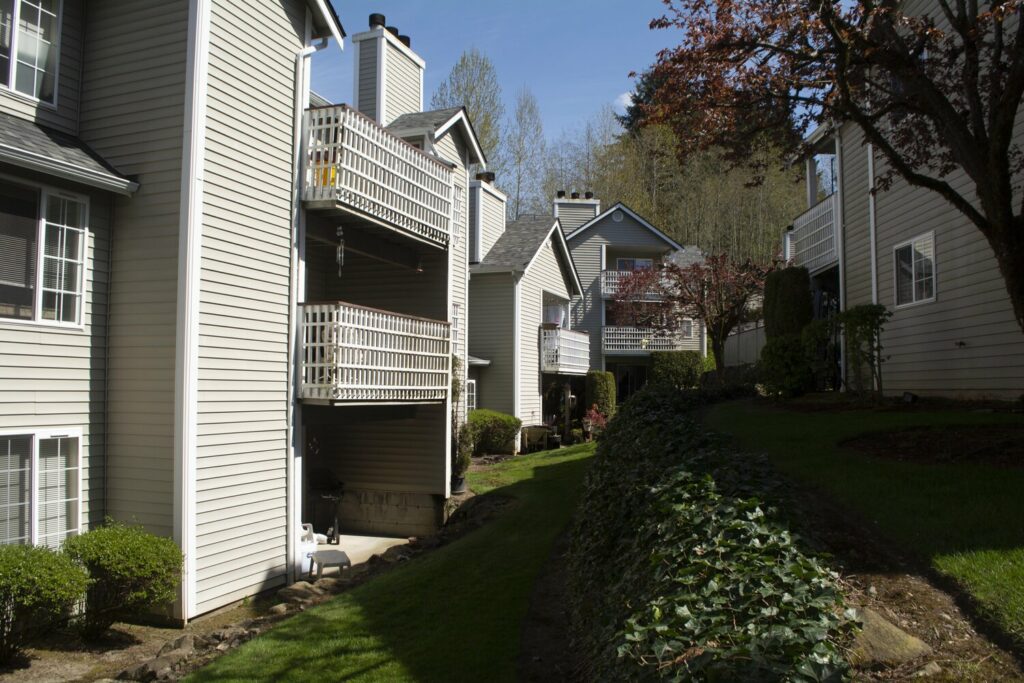 Landis Pointe Olympic MultiFamily Management