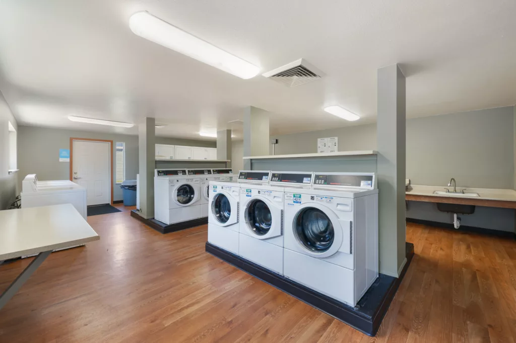 Benson Village apartments in Kent, WA