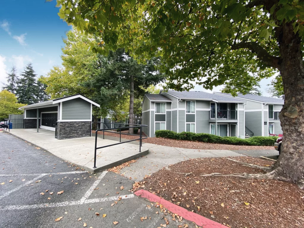 Benson Village apartments in Kent, WA