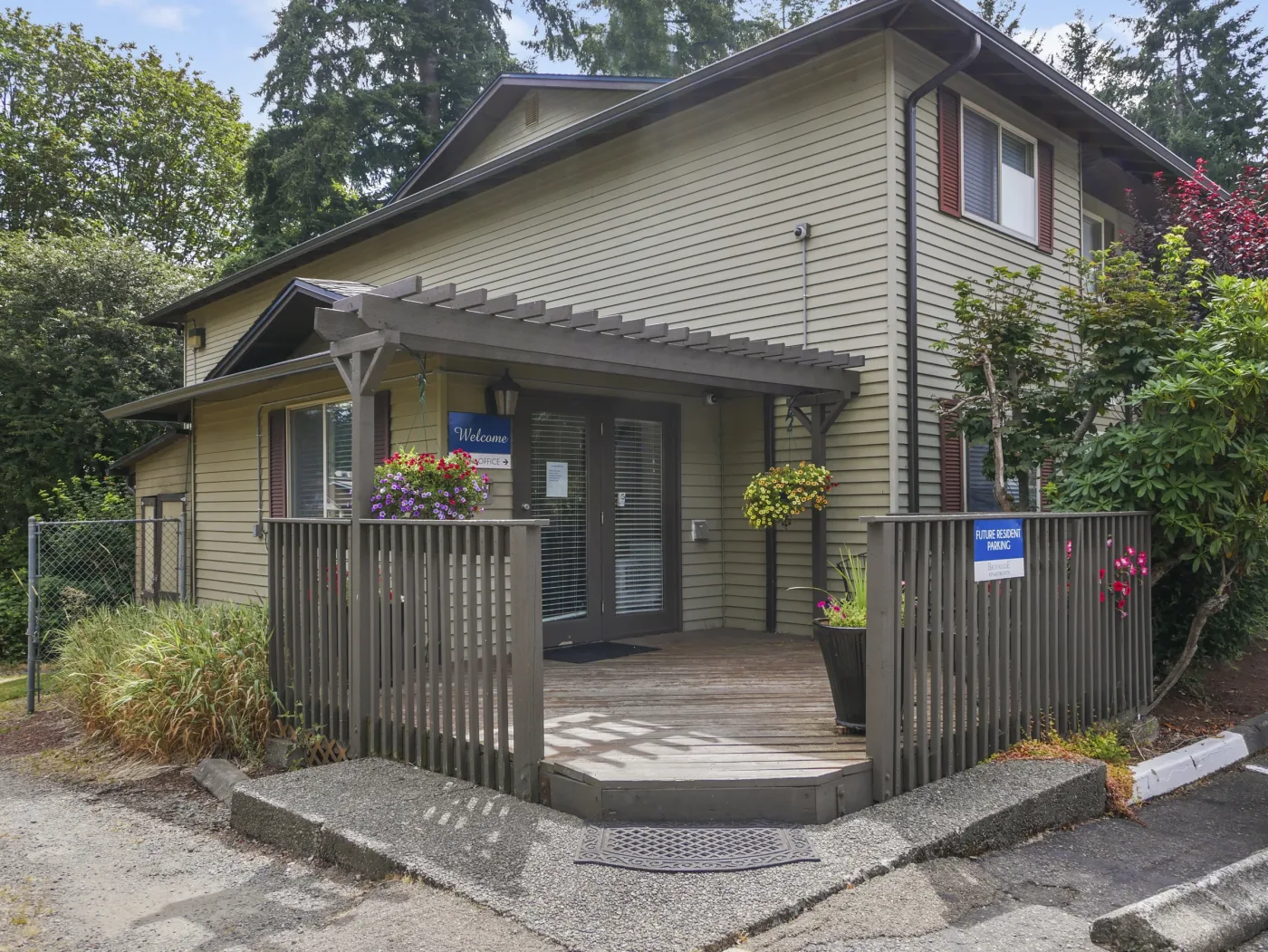 Brookside apartments in Kent, WA