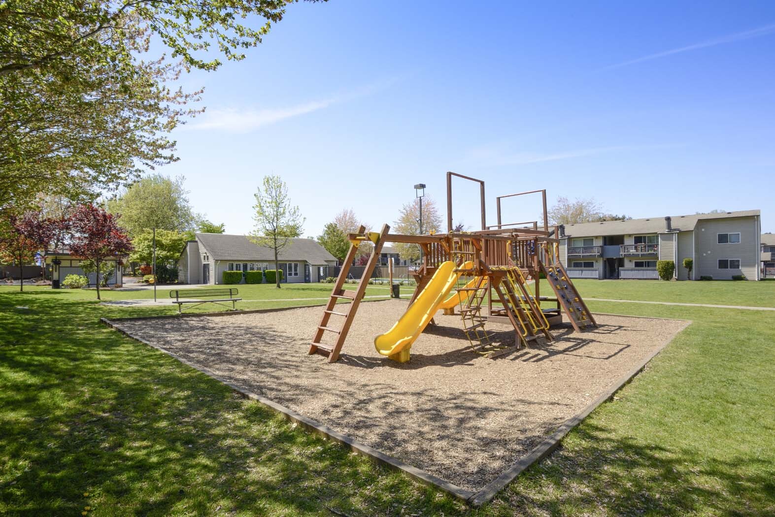 Exterior at Arbor Chase apartments in Kent, WA