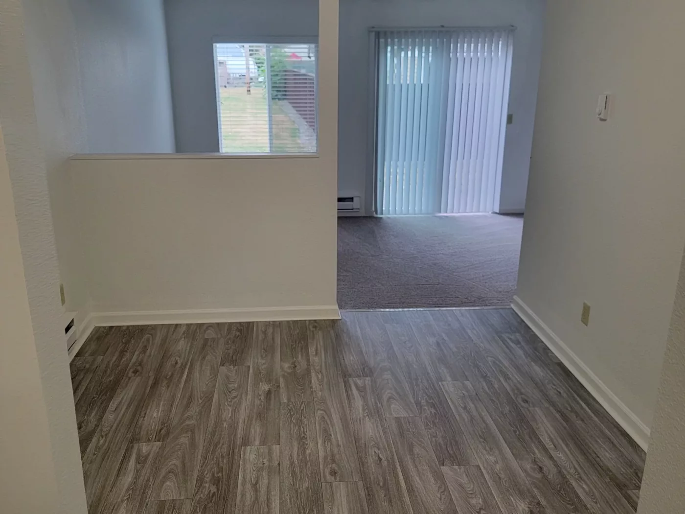 Dining area at Rainier View apartments in Sumner, WA
