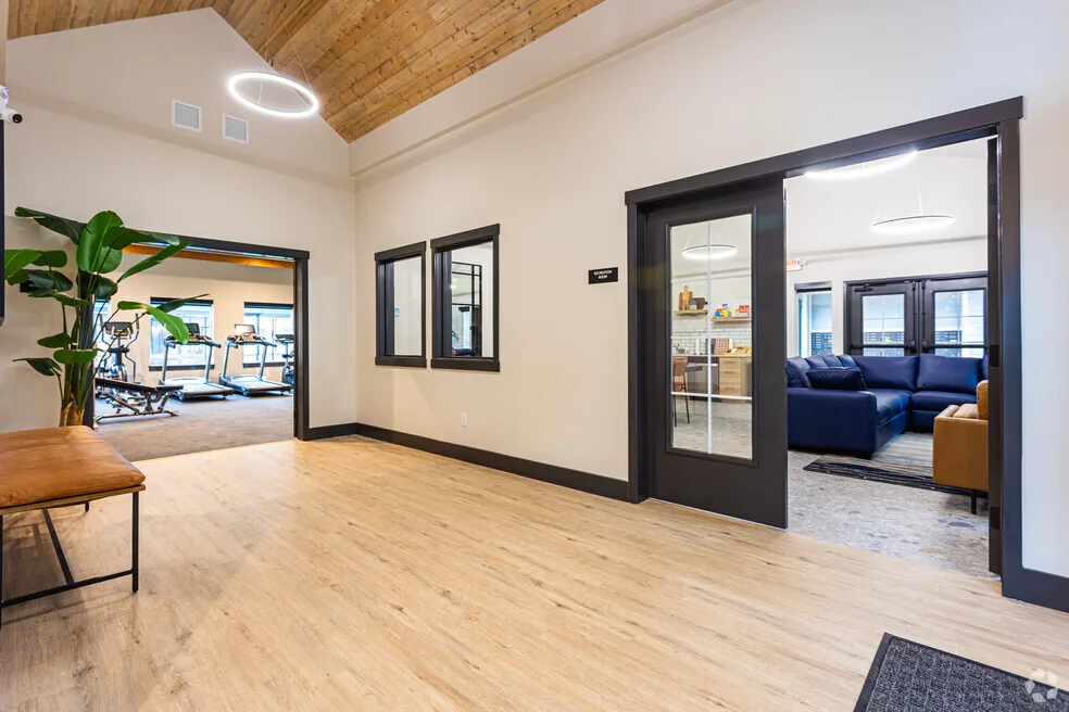 Summit Vista apartments in Port Orchard, WA